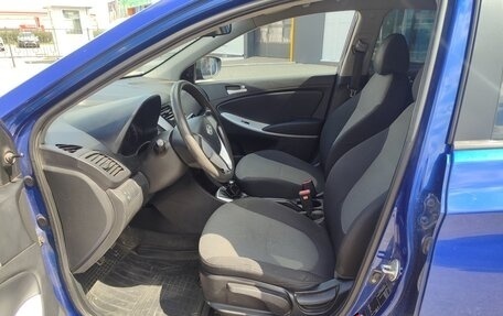 Hyundai Solaris II рестайлинг, 2012 год, 570 000 рублей, 16 фотография