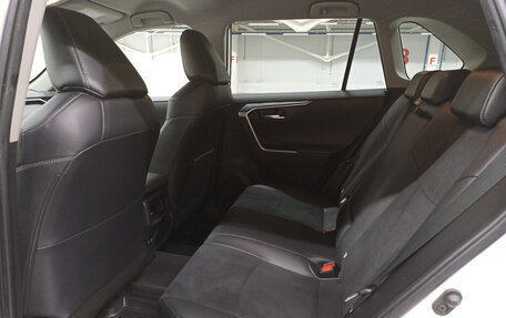 Toyota RAV4, 2021 год, 3 287 950 рублей, 12 фотография