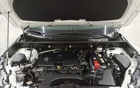 Toyota RAV4, 2021 год, 3 287 950 рублей, 9 фотография