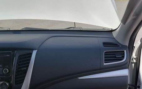 Mitsubishi Pajero Sport III рестайлинг, 2018 год, 3 100 000 рублей, 6 фотография