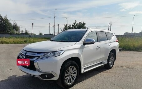 Mitsubishi Pajero Sport III рестайлинг, 2018 год, 3 100 000 рублей, 19 фотография