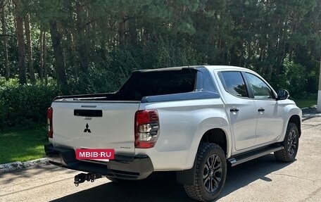 Mitsubishi L200 IV рестайлинг, 2023 год, 5 150 000 рублей, 4 фотография