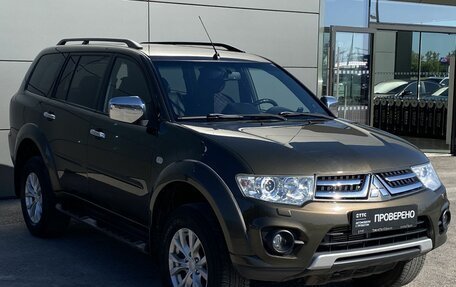 Mitsubishi Pajero Sport II рестайлинг, 2014 год, 1 999 000 рублей, 3 фотография