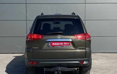 Mitsubishi Pajero Sport II рестайлинг, 2014 год, 1 999 000 рублей, 6 фотография