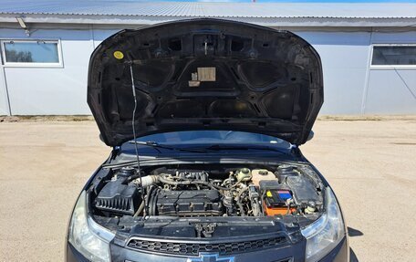 Chevrolet Cruze II, 2011 год, 749 000 рублей, 9 фотография