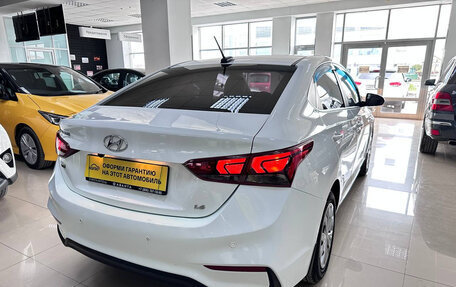 Hyundai Solaris II рестайлинг, 2018 год, 1 100 000 рублей, 5 фотография