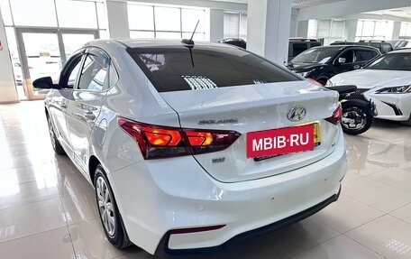 Hyundai Solaris II рестайлинг, 2018 год, 1 100 000 рублей, 7 фотография