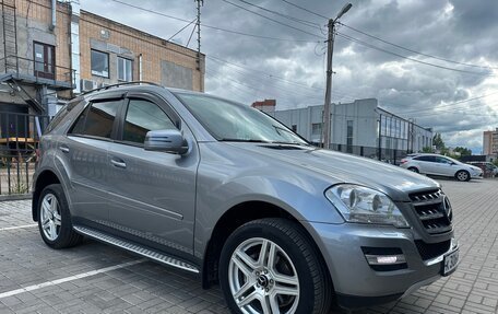 Mercedes-Benz M-Класс, 2011 год, 1 500 000 рублей, 28 фотография
