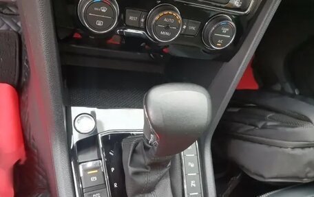 Volkswagen Tiguan II, 2021 год, 2 130 000 рублей, 4 фотография