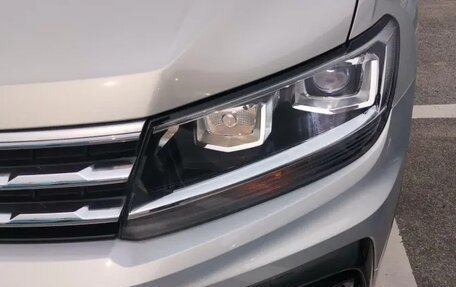 Volkswagen Tiguan II, 2021 год, 2 130 000 рублей, 5 фотография