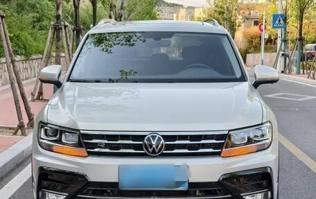 Volkswagen Tiguan II, 2021 год, 2 130 000 рублей, 7 фотография