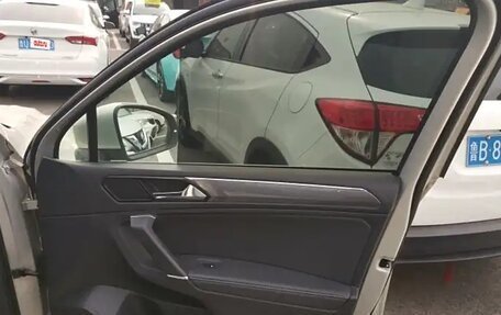 Volkswagen Tiguan II, 2021 год, 2 130 000 рублей, 24 фотография
