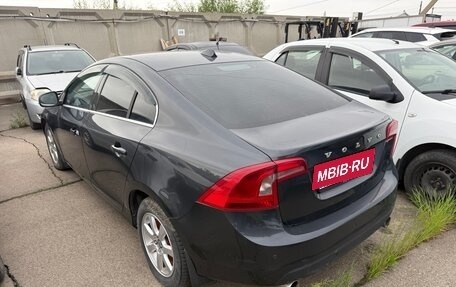 Volvo S60 III, 2011 год, 850 000 рублей, 2 фотография