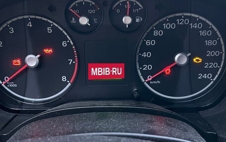 Ford Focus II рестайлинг, 2005 год, 420 000 рублей, 4 фотография