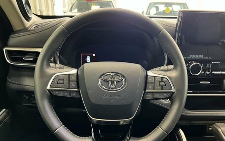 Toyota Highlander, 2025 год, 5 299 000 рублей, 8 фотография