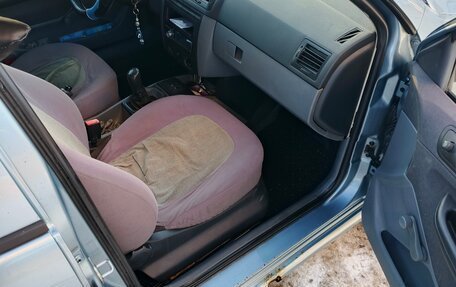 Skoda Fabia I, 2001 год, 200 000 рублей, 2 фотография