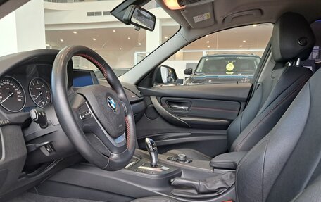 BMW 3 серия, 2015 год, 1 797 000 рублей, 16 фотография