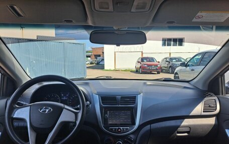 Hyundai Solaris II рестайлинг, 2013 год, 479 000 рублей, 14 фотография