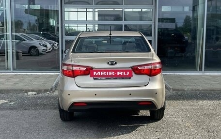 KIA Rio III рестайлинг, 2012 год, 800 000 рублей, 5 фотография