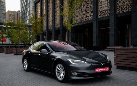 Tesla Model S I, 2018 год, 3 100 000 рублей, 1 фотография