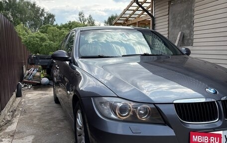 BMW 3 серия, 2006 год, 980 000 рублей, 28 фотография