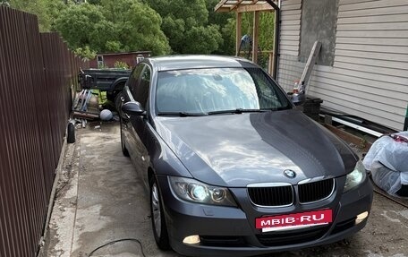 BMW 3 серия, 2006 год, 980 000 рублей, 32 фотография