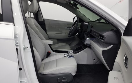 Hyundai Kona, 2024 год, 3 180 000 рублей, 12 фотография
