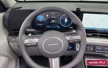 Hyundai Kona, 2024 год, 3 180 000 рублей, 18 фотография