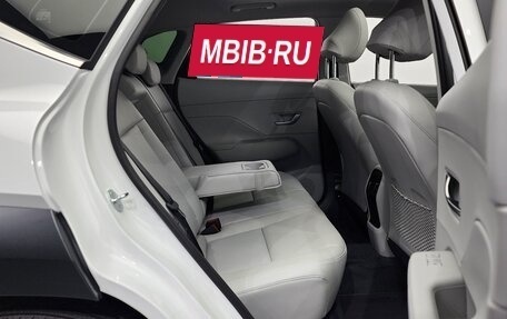 Hyundai Kona, 2024 год, 3 180 000 рублей, 14 фотография
