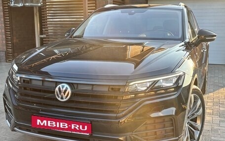 Volkswagen Touareg III, 2019 год, 5 000 000 рублей, 3 фотография