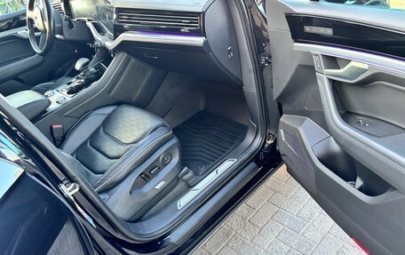 Volkswagen Touareg III, 2019 год, 5 000 000 рублей, 18 фотография