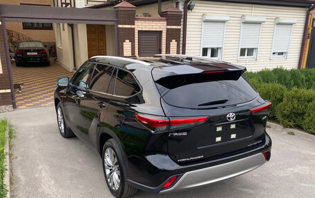 Toyota Highlander, 2025 год, 5 050 000 рублей, 2 фотография
