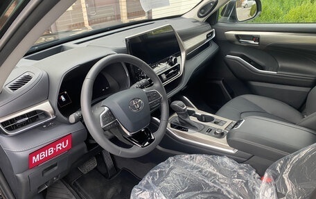 Toyota Highlander, 2025 год, 5 050 000 рублей, 21 фотография