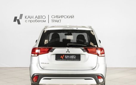 Mitsubishi Outlander III рестайлинг 3, 2019 год, 1 974 258 рублей, 8 фотография