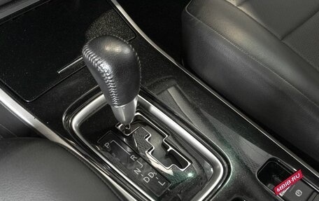 Mitsubishi Outlander III рестайлинг 3, 2019 год, 1 974 258 рублей, 5 фотография