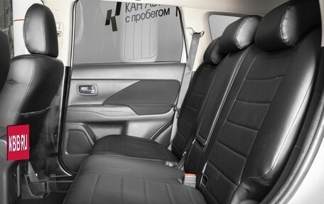 Mitsubishi Outlander III рестайлинг 3, 2019 год, 1 974 258 рублей, 12 фотография