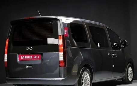 Hyundai Staria, 2021 год, 2 435 000 рублей, 2 фотография