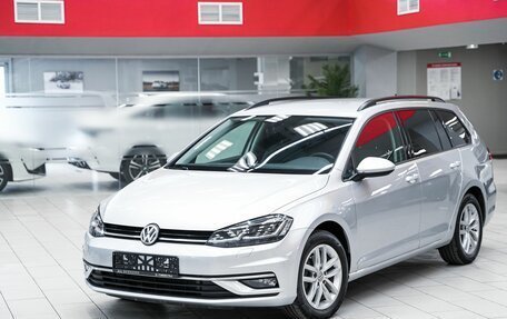 Volkswagen Golf VII, 2020 год, 1 819 000 рублей, 5 фотография