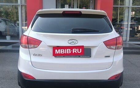 Hyundai ix35 I рестайлинг, 2013 год, 1 400 000 рублей, 5 фотография