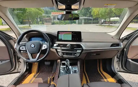 BMW 5 серия, 2022 год, 4 190 035 рублей, 2 фотография
