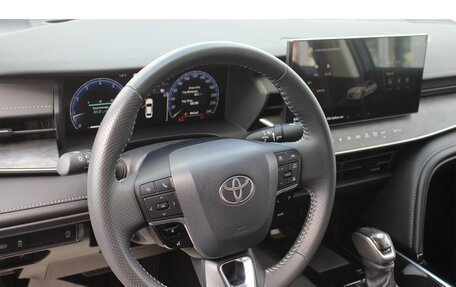 Toyota Camry, 2024 год, 4 990 000 рублей, 13 фотография