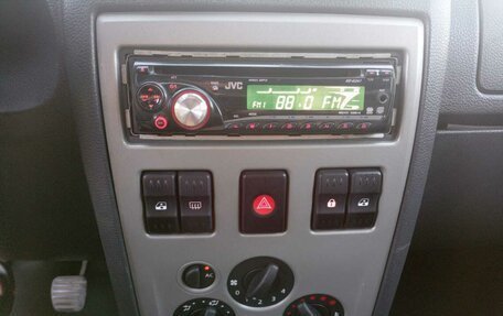Renault Logan I, 2007 год, 310 000 рублей, 11 фотография