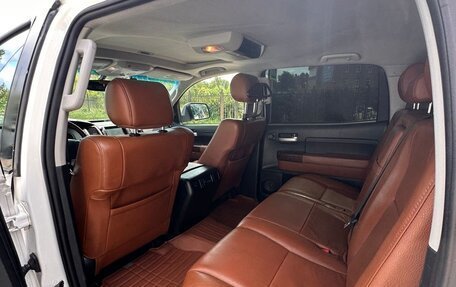 Toyota Tundra II, 2012 год, 3 950 000 рублей, 7 фотография