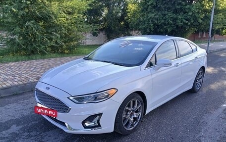 Ford Fusion (North America) II, 2019 год, 1 450 000 рублей, 2 фотография
