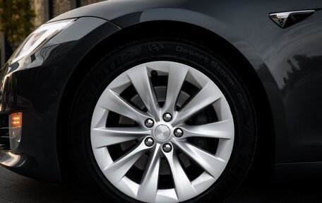 Tesla Model S I, 2018 год, 3 100 000 рублей, 14 фотография