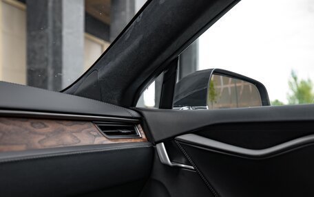 Tesla Model S I, 2018 год, 3 100 000 рублей, 23 фотография