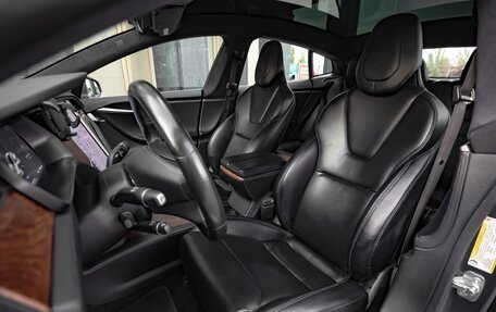Tesla Model S I, 2018 год, 3 100 000 рублей, 16 фотография