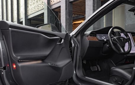 Tesla Model S I, 2018 год, 3 100 000 рублей, 15 фотография