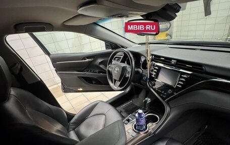 Toyota Camry, 2020 год, 2 850 000 рублей, 3 фотография