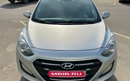 Hyundai i30 II рестайлинг, 2015 год, 1 020 000 рублей, 1 фотография